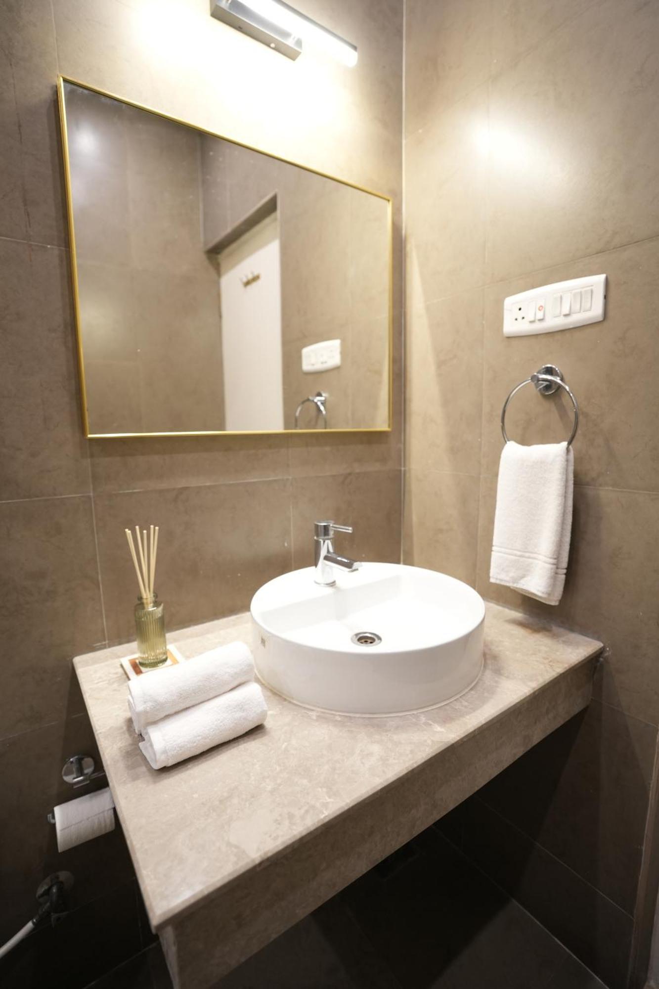 Hanu Reddy Residences Poes Garden Chennai Zewnętrze zdjęcie